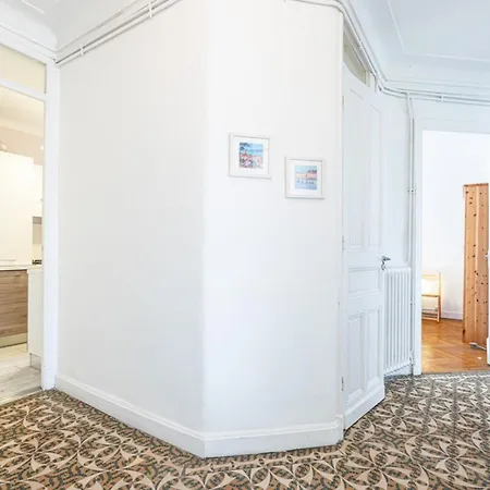 Joffre 38 - Spacious One Bedroom Apartment