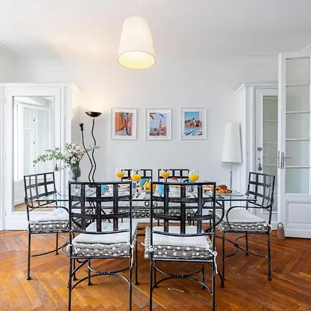 Joffre 38 - Spacious One Bedroom *