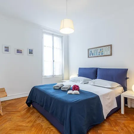 Apartment Joffre 38 - Spacious One Bedroom *