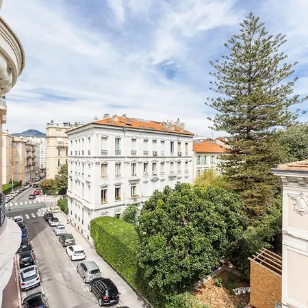 Apartment Joffre 38 - Spacious One Bedroom *