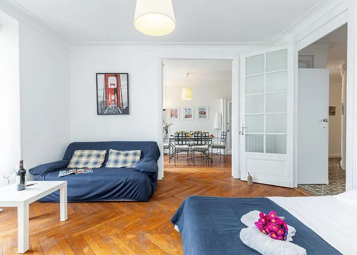 My Casa - Joffre 38 - Spacious One Bedroom Apartament *